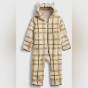 Gap - Sherpa Bear One Piece- SIZE: 6-12 Month